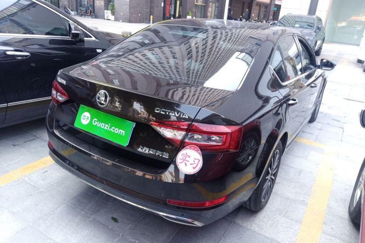 Used Skoda Octavia 2018 TSI230 DSG Luxury Edition