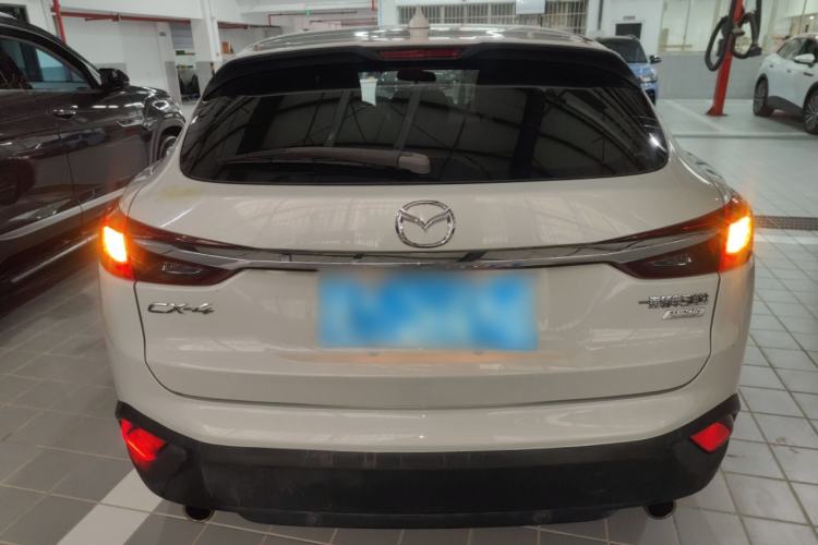 Used Mazda CX-4 2018 2.0L Automatic Two-Wheel Drive Blue Sky Exploration Version China V Standard