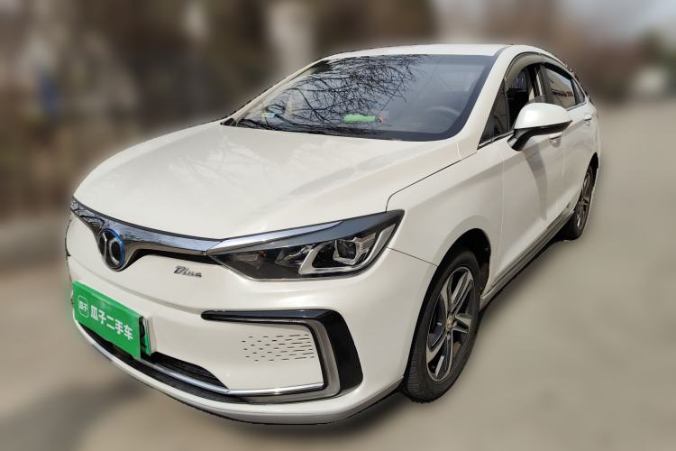Used BAIC Beijing EU5 2018 R500 Smart Wind Edition