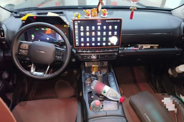 Used Haval H Dog New Energy 2023 DHT-PHEV 105km Tide Electric Version Plus Center Console