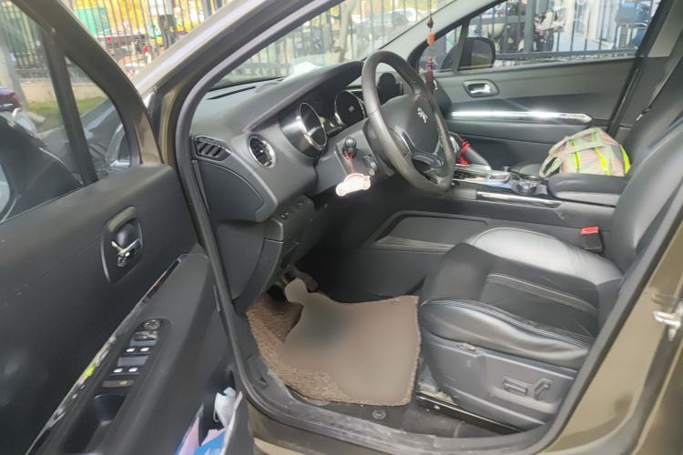 Used Peugeot 3008 2013 1.6THP Automatic Trend Edition Driver Seat