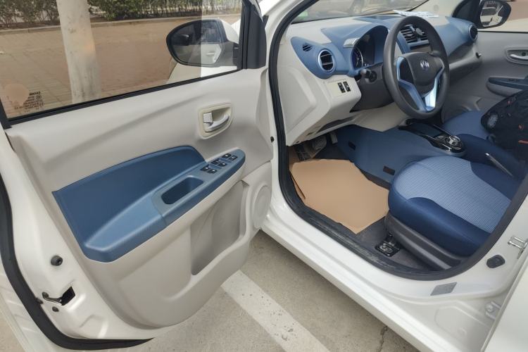 Used CHANGAN Benni E-Star 2021 National Edition Colorful Version Lithium Iron Phosphate (31.86 kWh)
