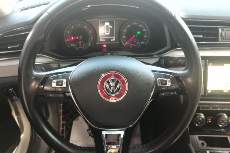 Used Volkswagen Lamando 2021 280TSI DSG Comfort Edition Steering Wheel
