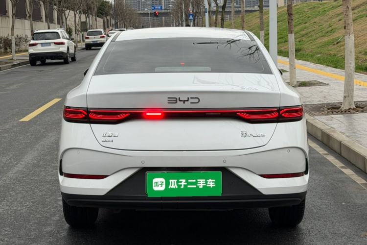 Used BYD Qin PLUS 2025 DM-i Smart Drive 55KM Leading Model
