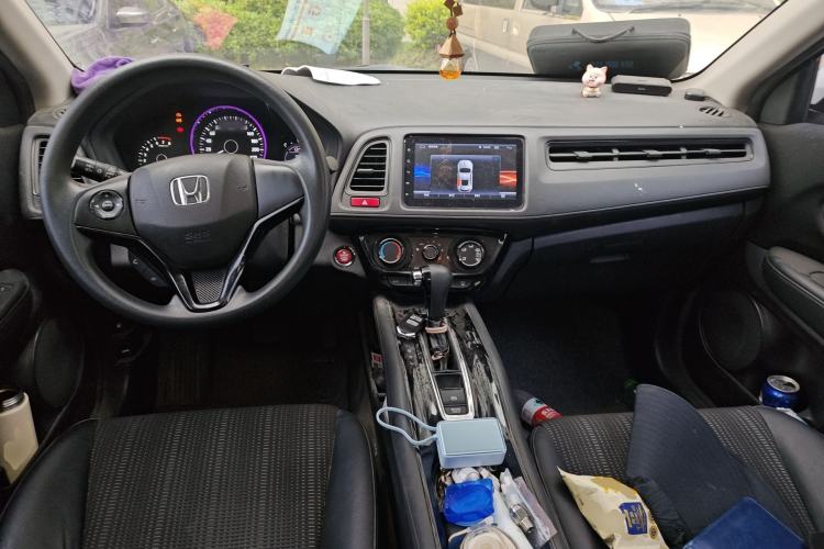 Used Honda Vezel 2017 1.8L CVT Front-Wheel Drive Pioneer Edition Center Console