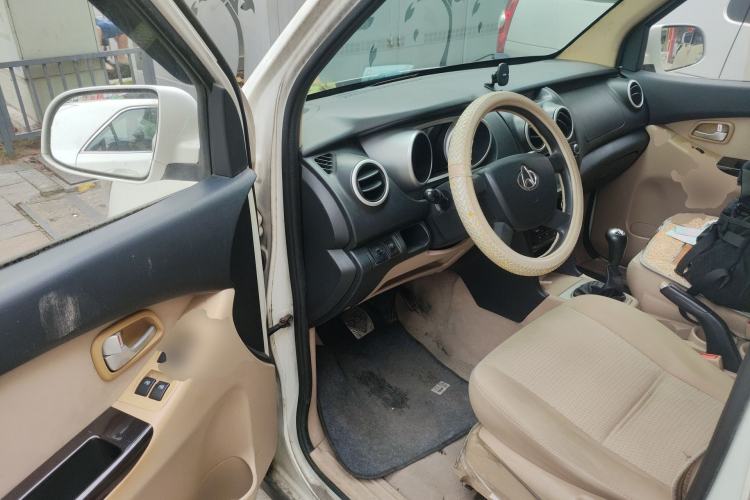 Used CHANGAN KAICHENG Ounuo S 2014 1.5L Elite Model
