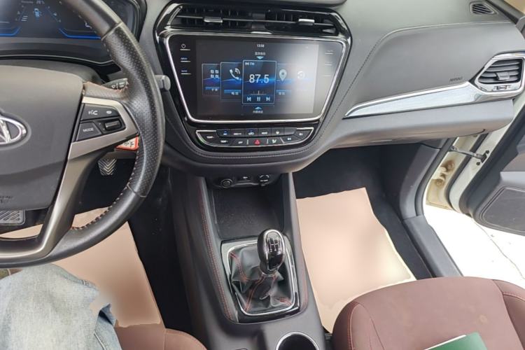 Used CHANGAN OSHAN A800 2017 1.6L Manual Comfort Model

