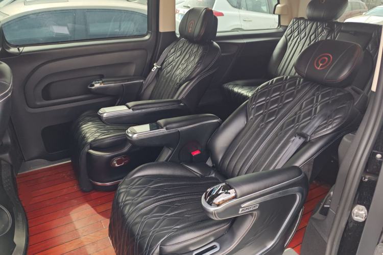 Used Mercedes-Benz Vito 2021 2.0T Business Version 7 Seats