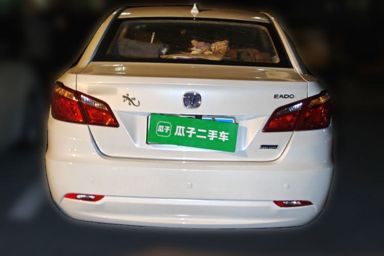 Used CHANGAN Eado 2015 1.6L Manual Luxury Model China IV Standard