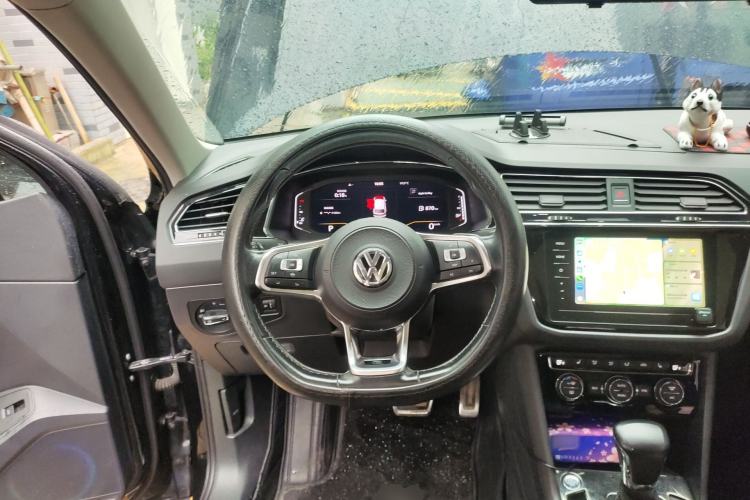 Used Volkswagen Tiguan L 2021 330TSI Automatic Two-Wheel Drive R-Line Enhanced Edition
