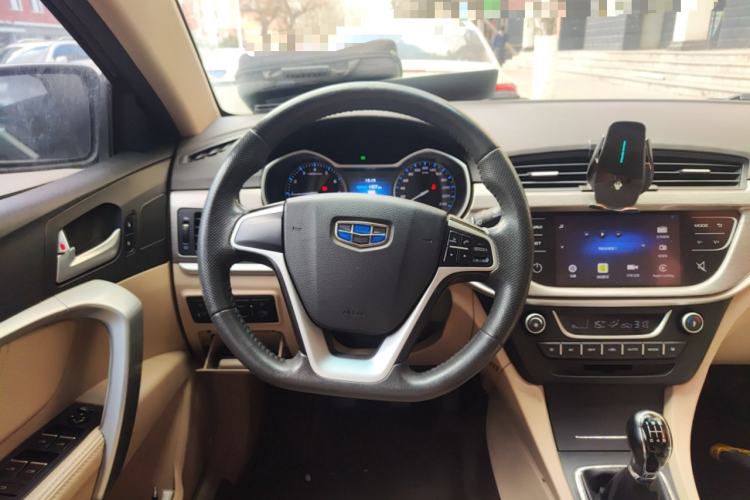 Used Geely Auto Emgrand 2017 Sedan Million Edition 1.5L Manual Luxury Model
