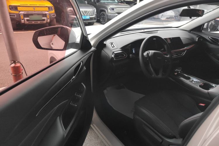 Used Oshan X5 2023 Enjoy Edition 1.5T DCT Luxury Model