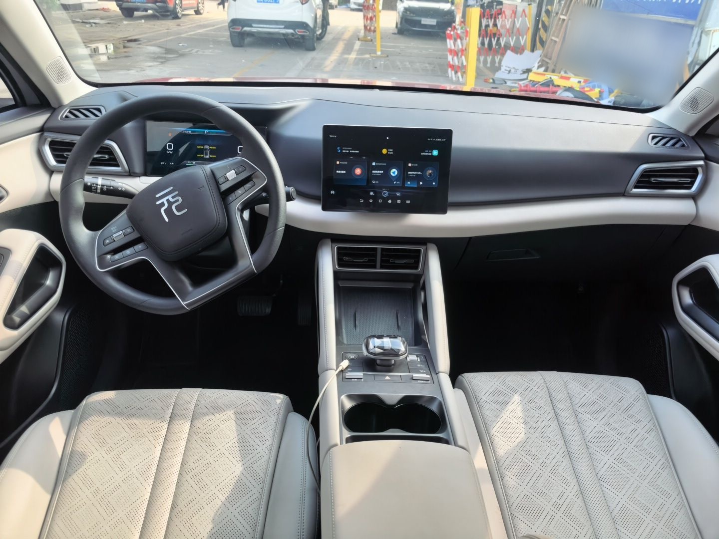 BYD Yuan UP 2024 401 km Active Version — снимка 9