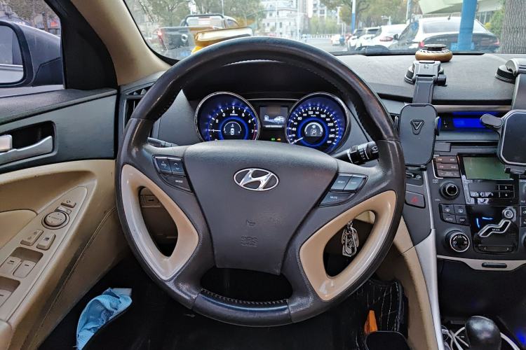 Used Hyundai Sonata 2011 2.0L Automatic Leading Edition
