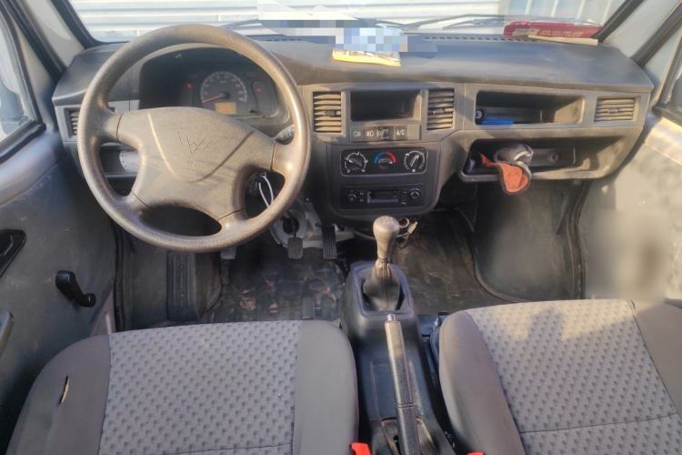 Used Wuling Zhiguang 2023 1.5L Practical Version 5/7 Seats