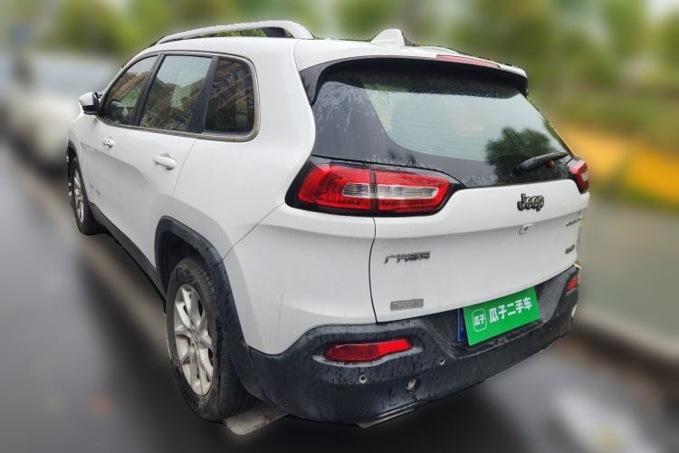 Used Jeep Cherokee 2016 2.4L Leading Smart Version Rear Left 45 Deg