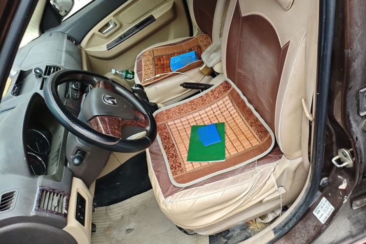 Used BAIC Weiwang M30 2015 1.5L Basic Version BJ415B Left Front Seat