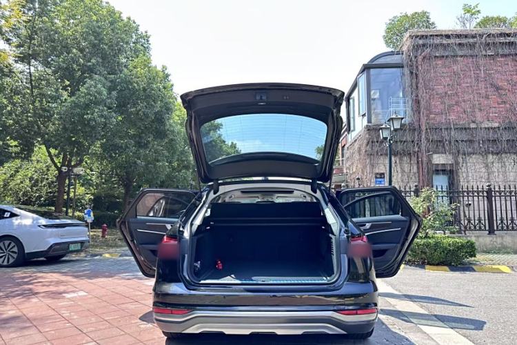 Used Audi A6 2020 allroad quattro Explorer 55 TFSI Prestige Off-Road Model
