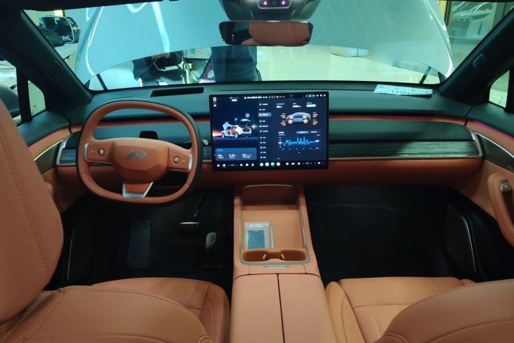 Used ONVO L60 2024 60 kWh Rear-Drive Version