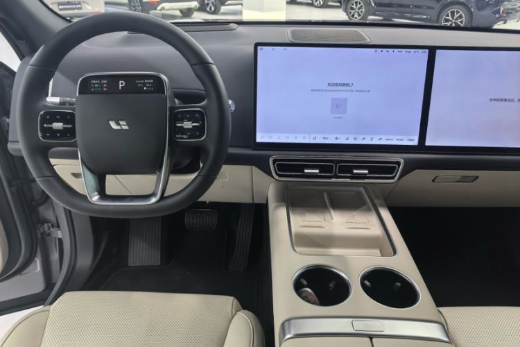 Used Li Auto L7 2025 Max Smart Refresh Edition
