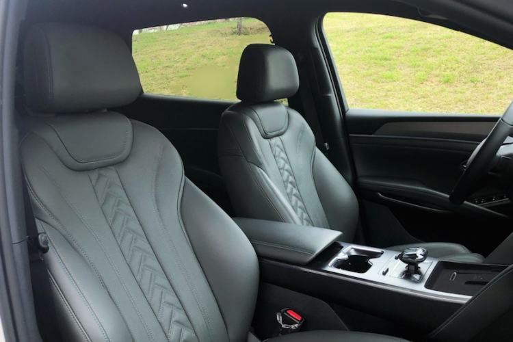 Used BYD Song L DM-i 2025 Intelligent Driving Version 160 km Beyond-Range Type Exterior 11