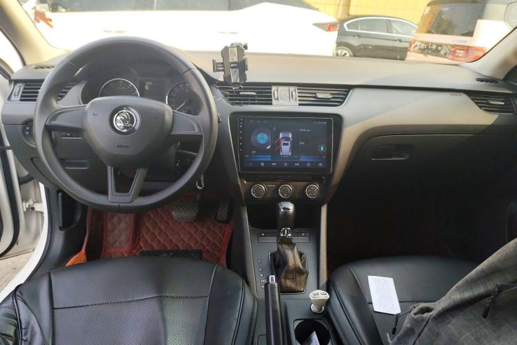 Used Skoda Octavia 2017 Classic Model 1.6L Automatic Standard Edition
