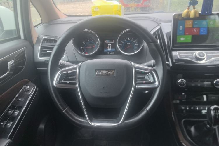 Used Lifan Auto Xuanlang 2017 2.0L Manual Comfort Version
