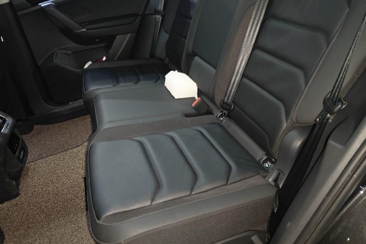 Used Volkswagen Tayron 2022 330TSI Two-Wheel Drive Luxury Smart Connectivity Version