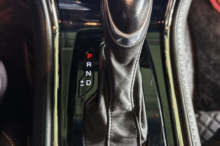 Used Cadillac ATS-L 2017 28T Tech Edition Gear Lever