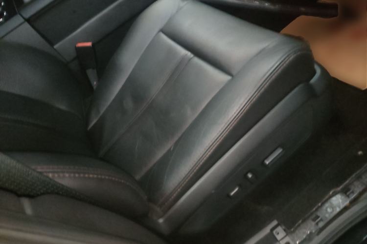 Used Lincoln Navigator 2016 3.5T AWD Right Front Seat