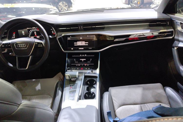 Used Audi A6L 2024 45 TFSI Prestige Dynamic Edition Center Console