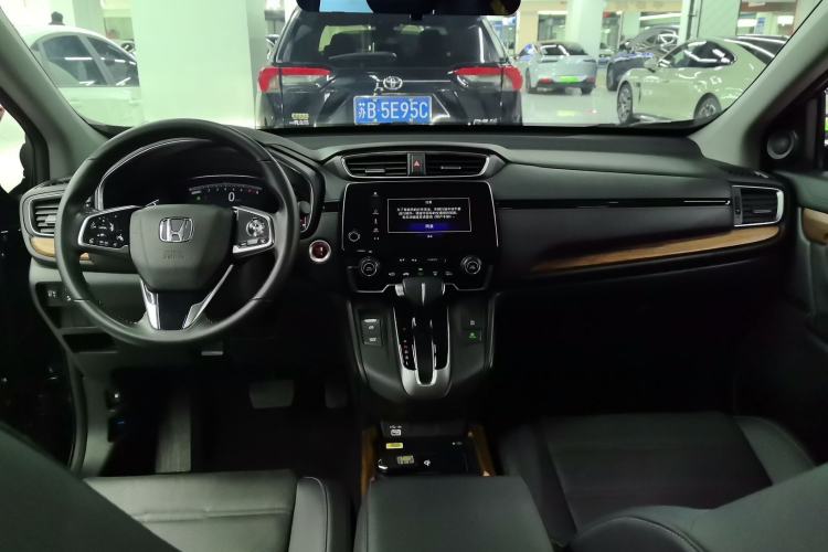 Used Honda CR-V 2021 240TURBO CVT 2WD Fashion Edition