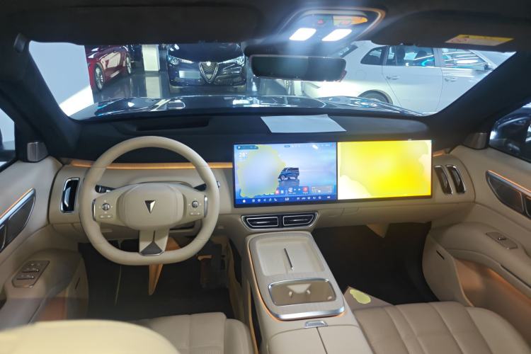 Used Deepal S09 2025 Four-Wheel Drive Ultra+ Custom Edition Center Console