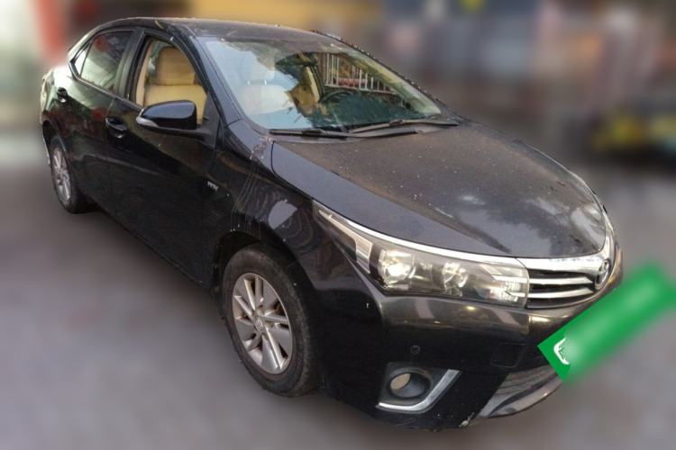 Used Toyota Corolla 2014 1.6L CVT GL Front Right 45 Deg