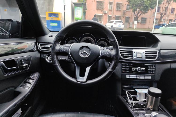 Used Mercedes-Benz E-Class 2015 E 260 L Sport & Fashion Model