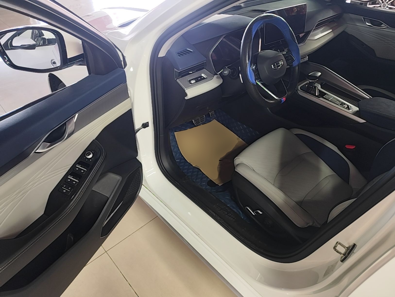 Geely Auto Preface 2023 2.0TD Prestige Version — снимка 18