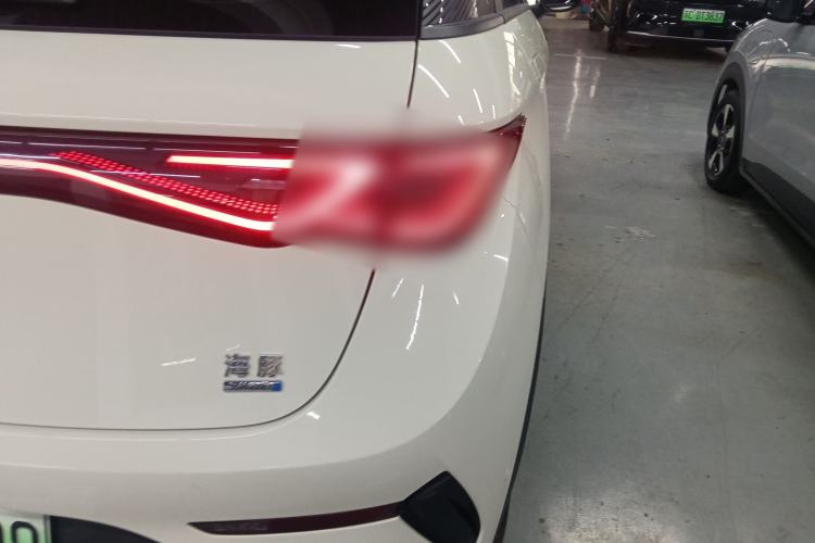 Used BYD Dolphin 2025 Smart Drive Version 420 km Freedom Edition
