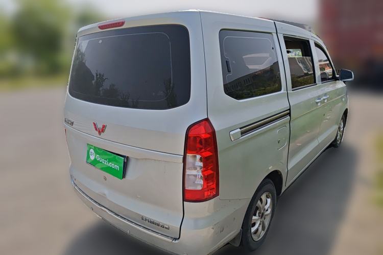 Used Wuling Hongguang V 2019 1.5L Enjoyment Version China VI LAR

