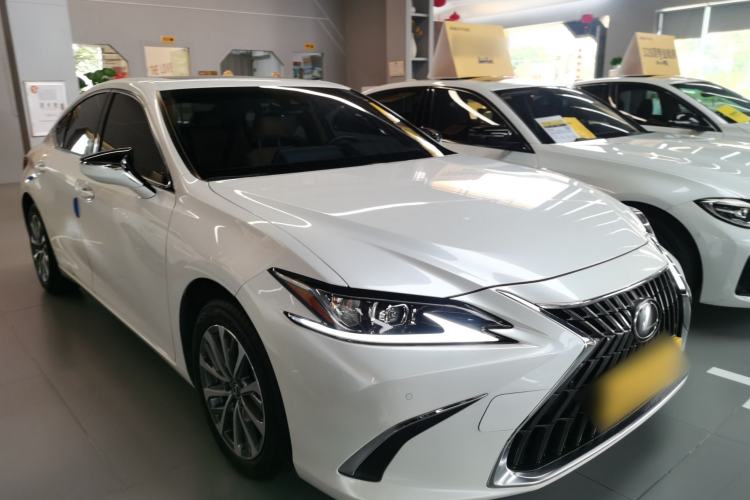 Used Lexus ES 2021 200 Excellence Edition
