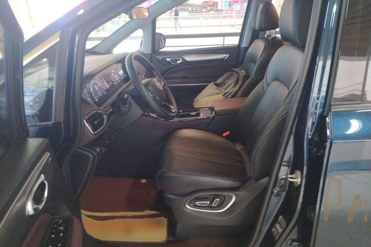 Used GAC Trumpchi M6 2023 PRO 270T DCT Luxury Edition