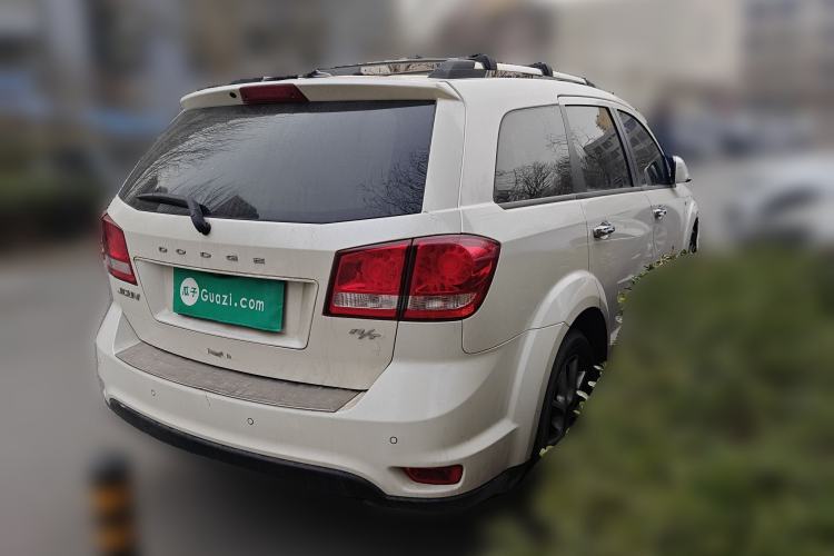 Used Dodge Journey 2013 2.4L Two-Wheel Drive Luxury Version