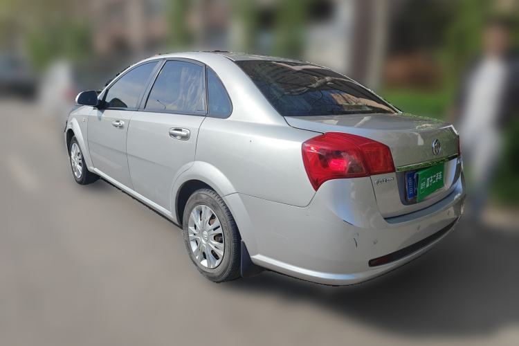 Used Buick Excelle 2015 1.5L Automatic Classic Model
