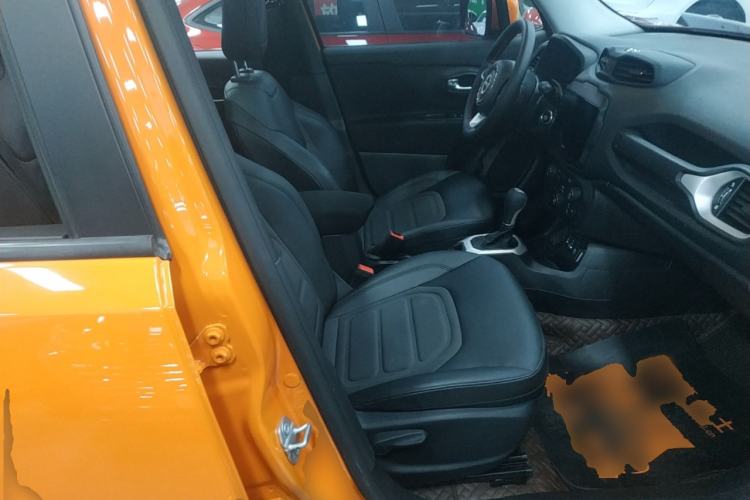 Used Jeep Renegade 2019 220T Automatic Leading Edition