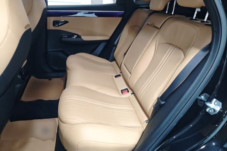 Used Geely Galaxy L7 2024 1.5T 115 km MAX Dragon Edition Left Rear Seat