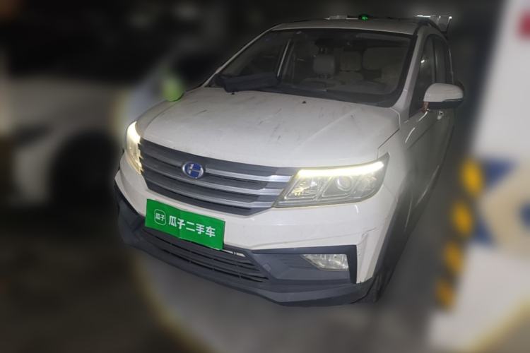 Used BAIC Changhe M70 2017 1.5L manual first-class cabin