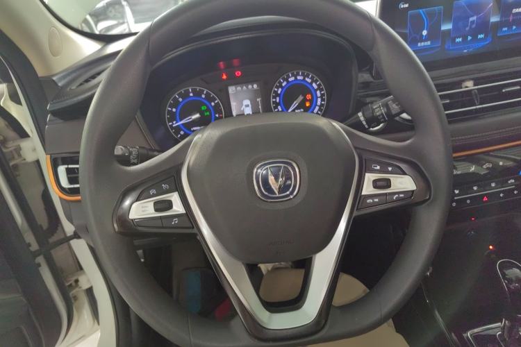 Used CHANGAN Eado DT 2019 1.6L Automatic Smart Enjoyment Model China VI Standard Steering Wheel