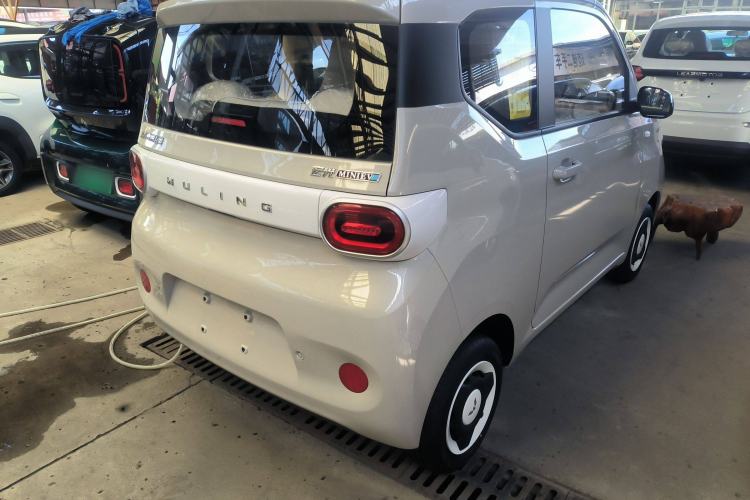 Used Wuling Hongguang MINIEV 2024 3rd Generation 215km Youth Edition