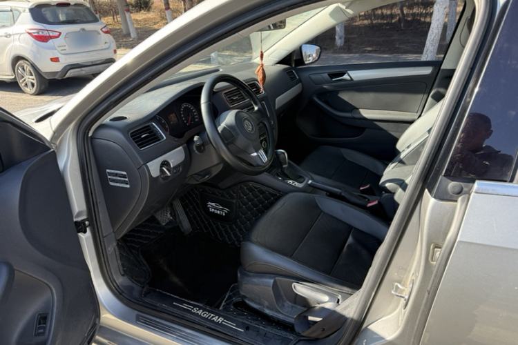 Used Volkswagen Sagitar 2014 Revised Version 1.6L Automatic Comfort Edition
