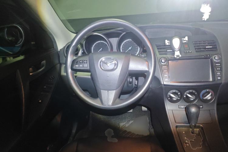 Used Mazda 3 2013 Hatchback 1.6L Automatic Elite Model