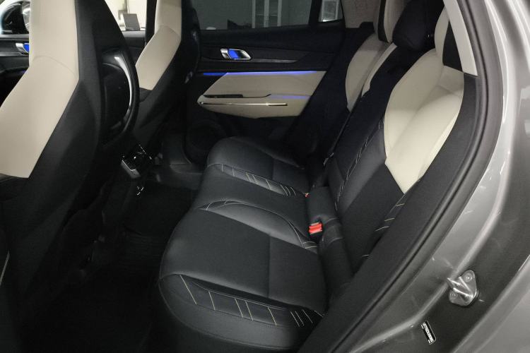 Used Lynk & Co 05 2020 2.0TD Two-Wheel Drive Shine Halo
